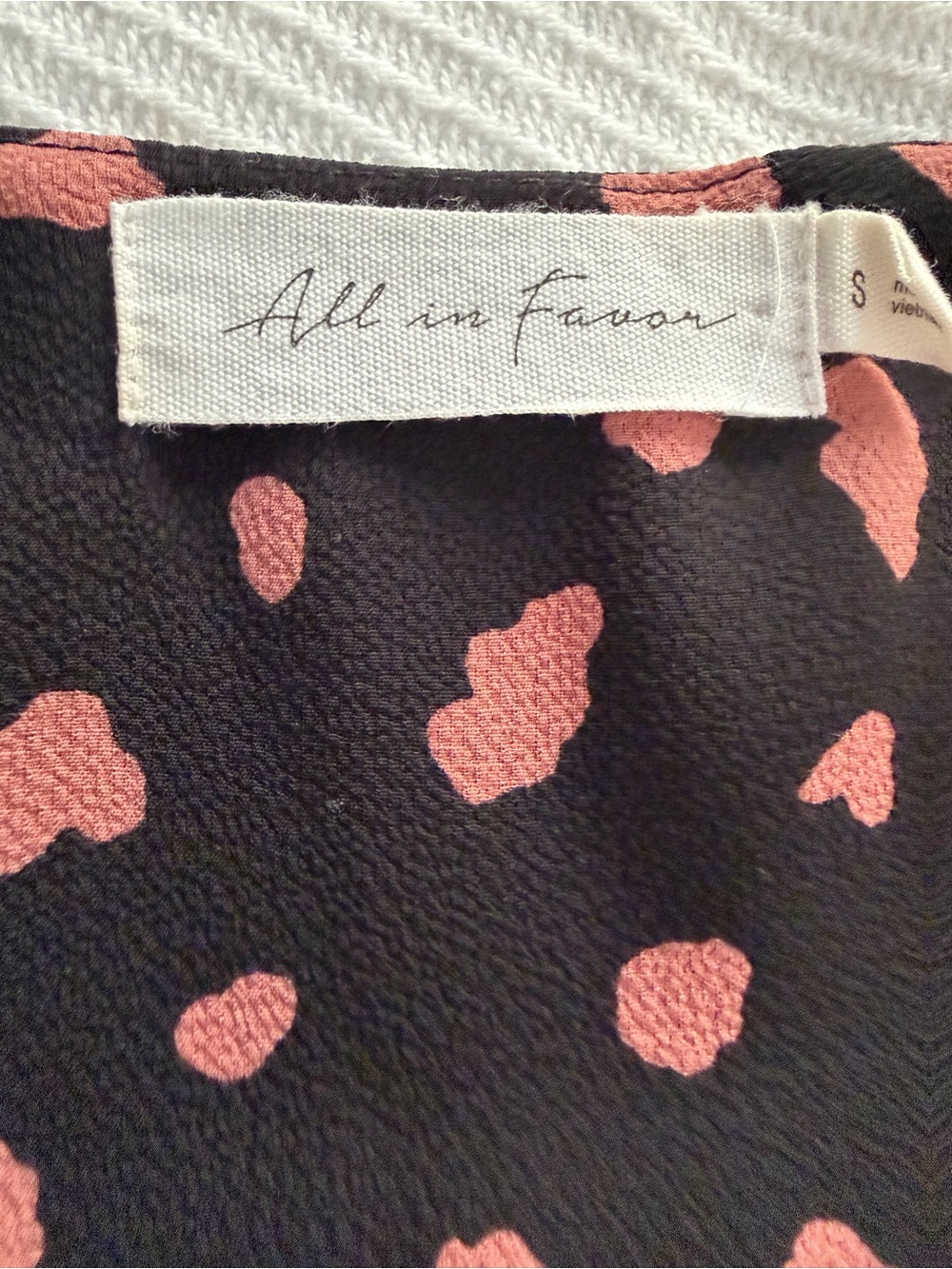 All In Favor Pink Black Abstract Spot Surplice Wrap Blouse Smocked Back S/M - Picture 8 of 10